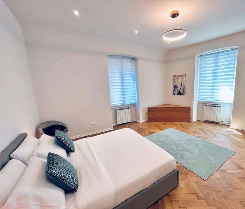 Ivi - Boutique Home Триест Экстерьер фото