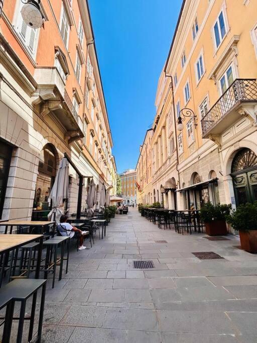 Ivi - Boutique Home Триест Экстерьер фото